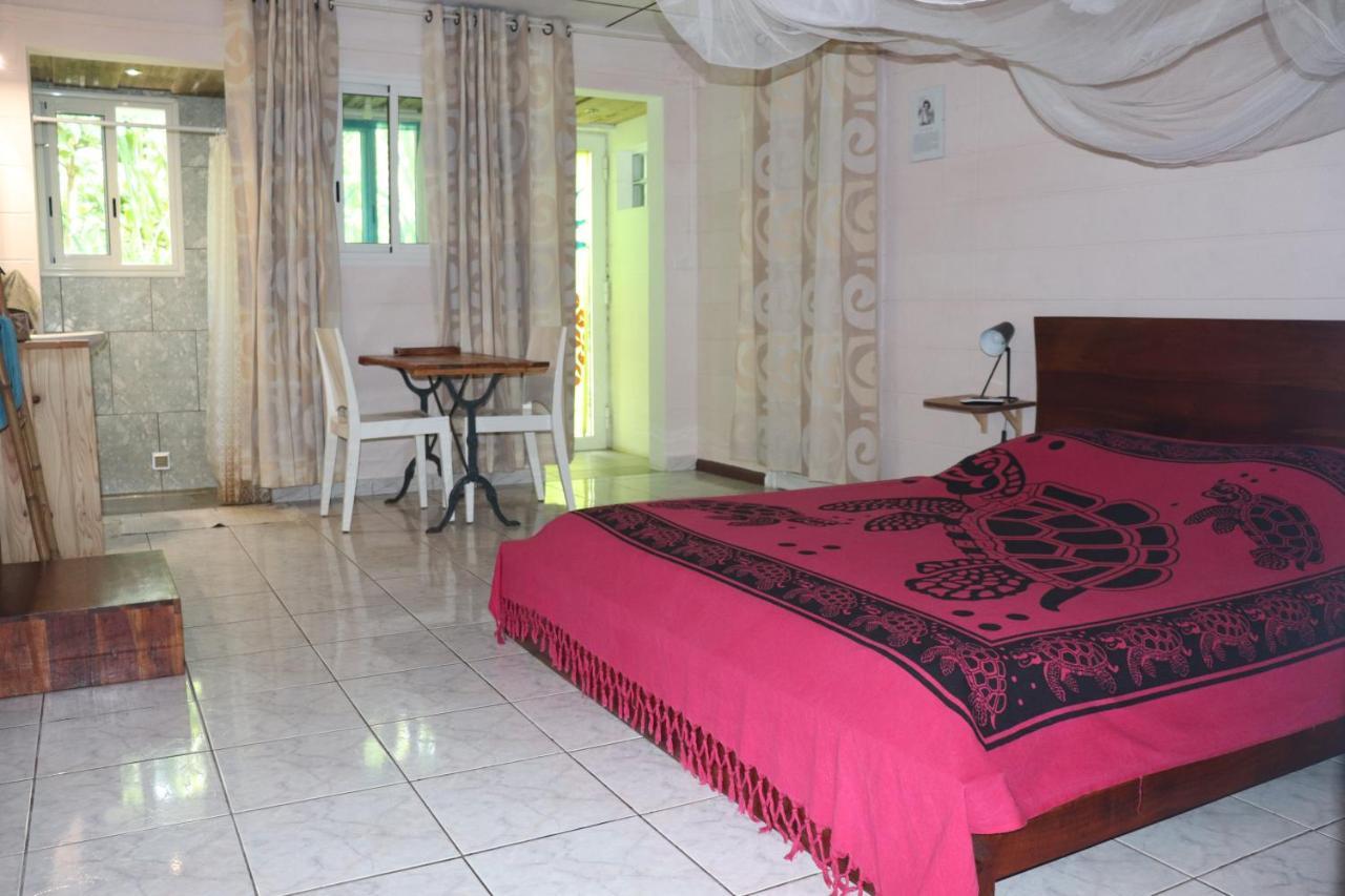 Bed and Breakfast L'Arbre De Vie Vincendo Exterior foto